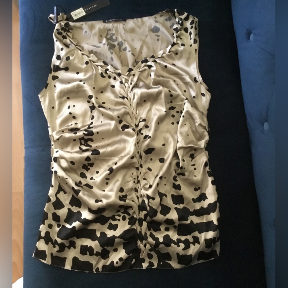 Tahari Beige and Black Sleeveless Top